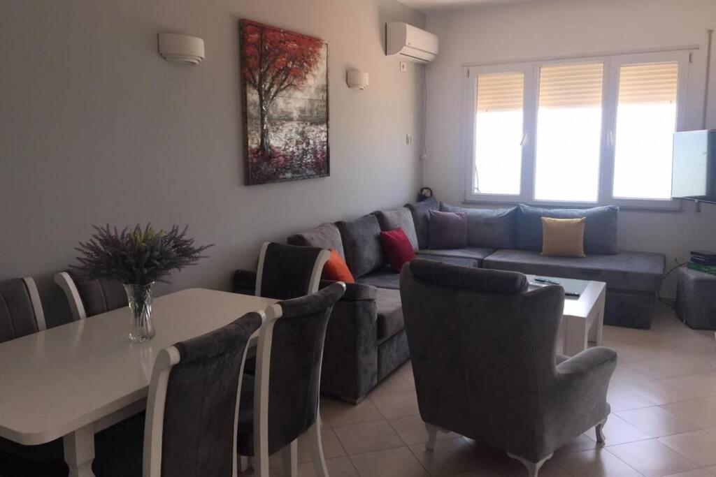 Modern Sea View Apartment For A Perfect Holiday ดูร์เรส ภายนอก รูปภาพ