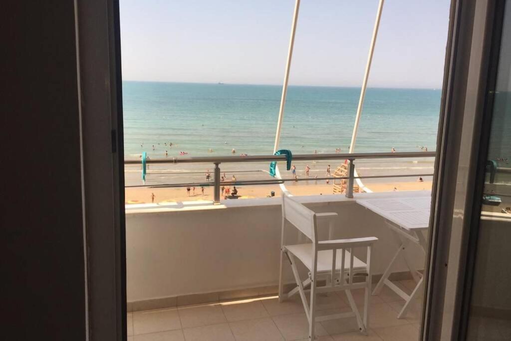 Modern Sea View Apartment For A Perfect Holiday ดูร์เรส ภายนอก รูปภาพ